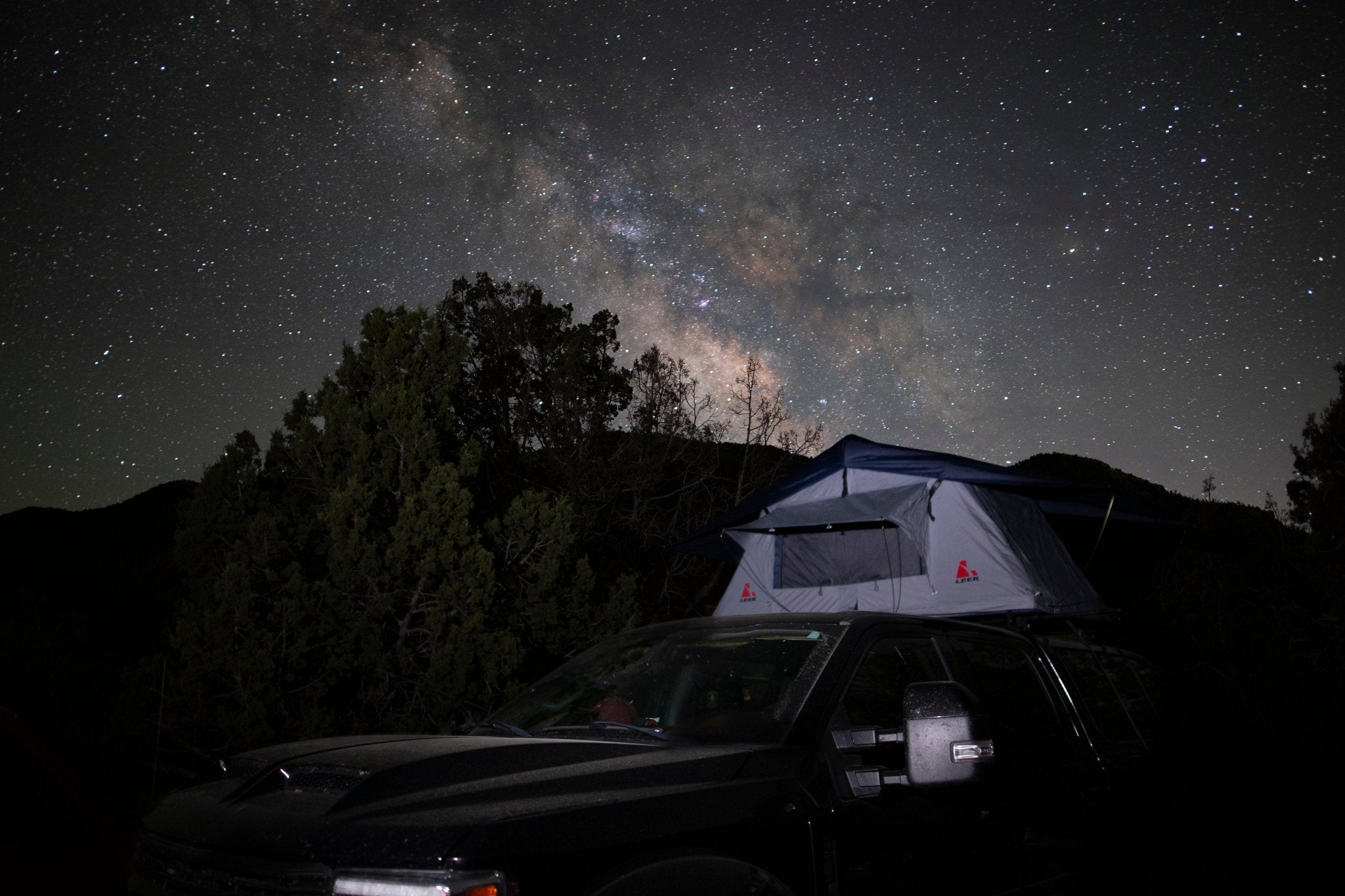 Leer Rooftop Tent - Liberty Flag & Specialty