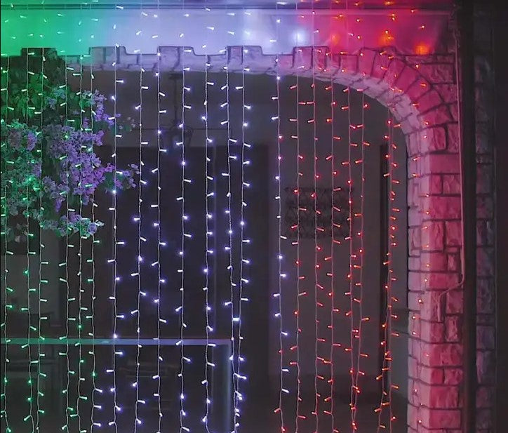 Twinkly Pro- RGBW Curtain 250L-4" Spacing