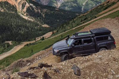 Leer 100R Truck Cap - Liberty Flag & Specialty