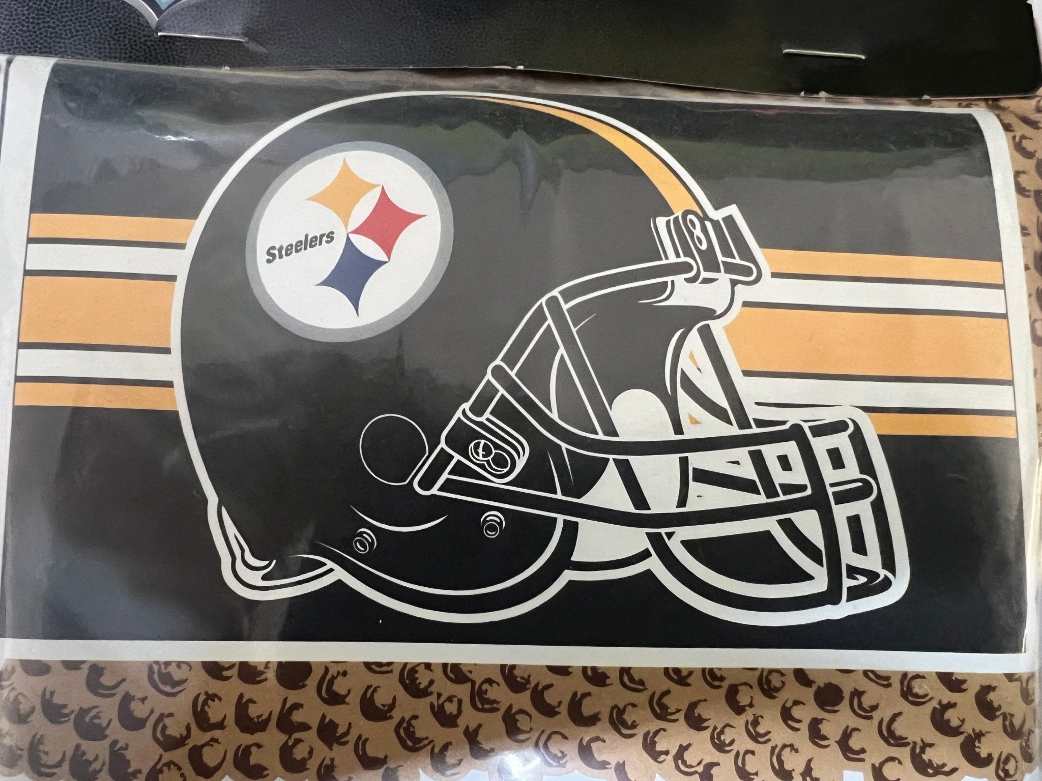 Pittsburgh Steelers Flag- Old Helmet